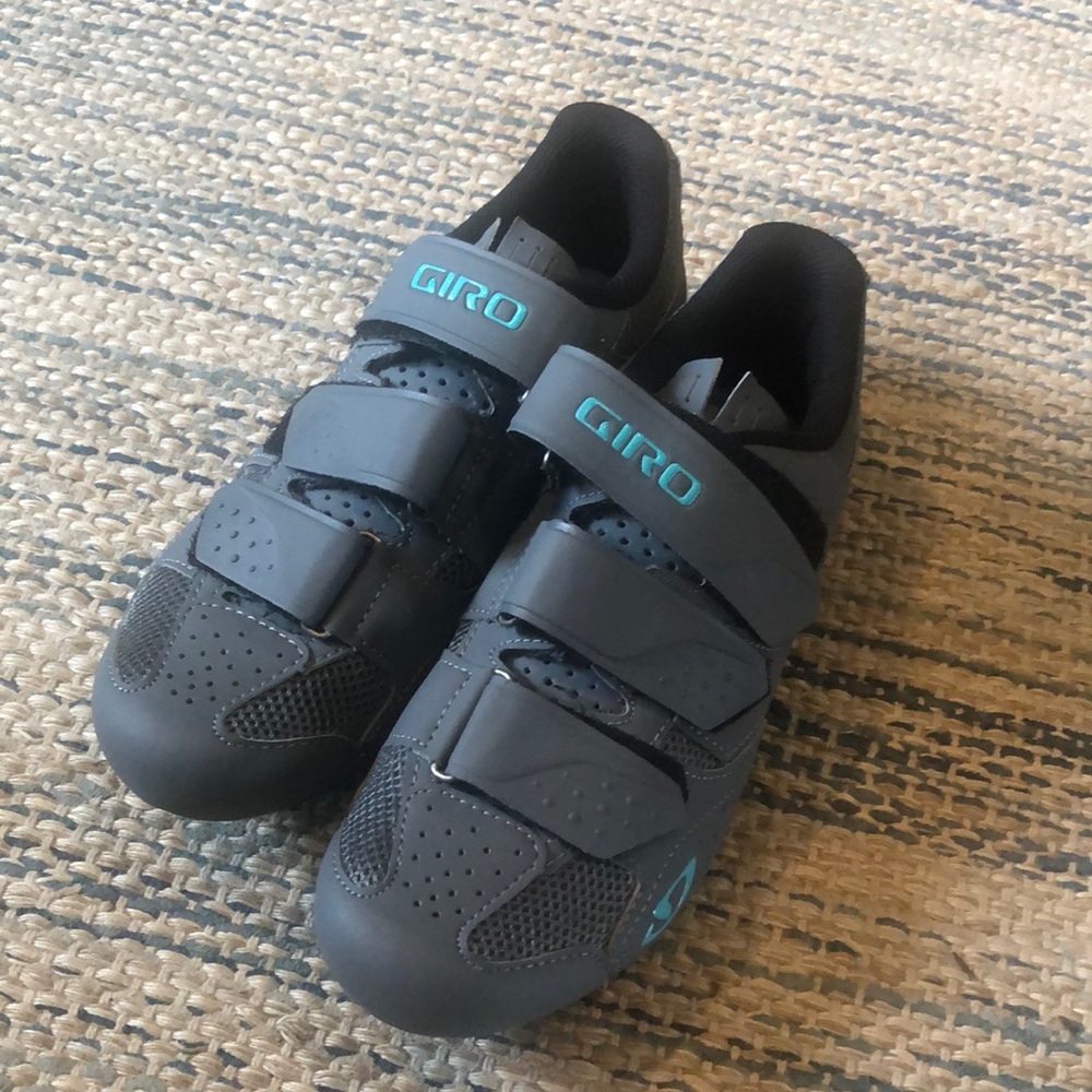 Giro cycling/spin shoes